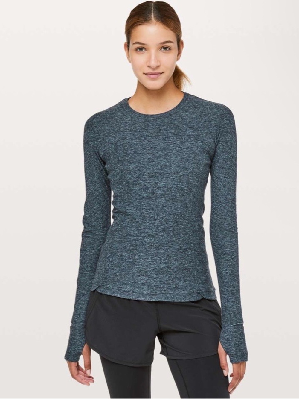 (10) Lululemon long sleeve